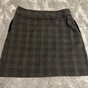 𝅺DAISY Fuentes skirt. Shades of gray. Size 10.